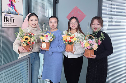 若水芳華，綻若春花！女神節(jié)到，聚丙烯酰胺廠家賽諾威恭祝天下所有女性芳華若春花！